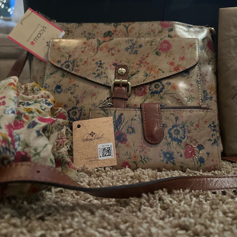 Brand new Pamela Nash bag, wallet and scarf